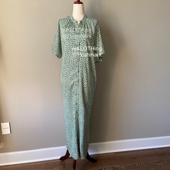 ❌SOLD❌ Floral Green/White Tie-Belt Midi Dress - Picture 5 of 12